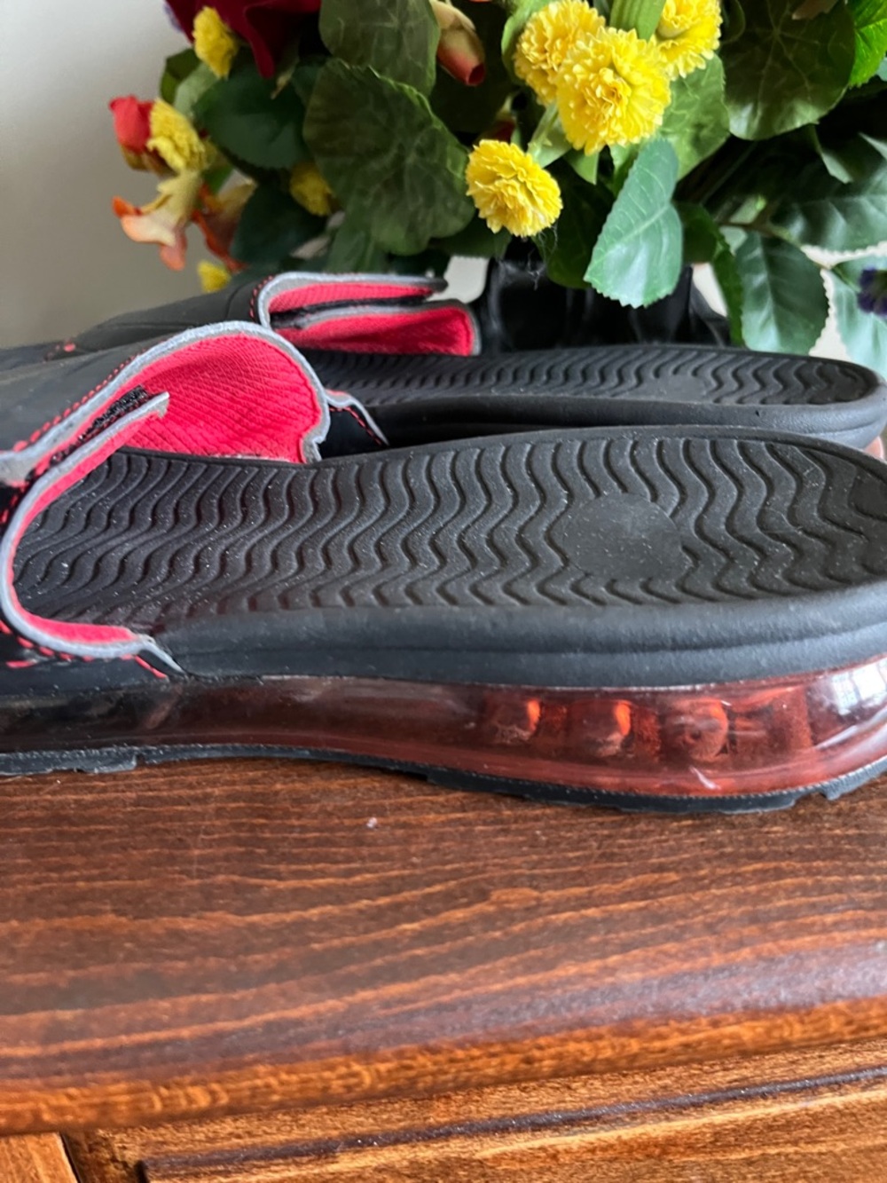 Men's Adjustable Black Slide Sandals with Red Accents - Picture 6 of 7